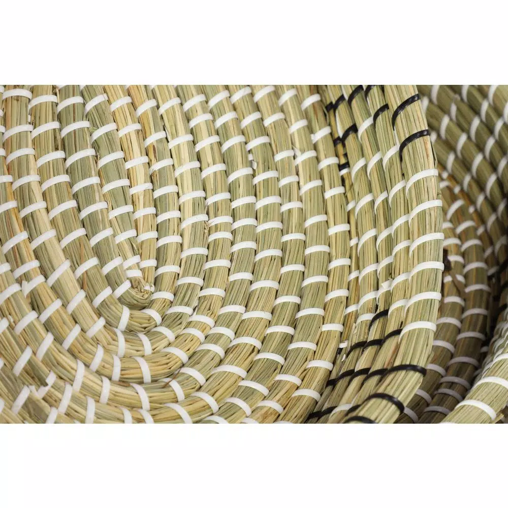Decorative Trays LITTON LANE White Seagrass And Polyethylene Decorative Wicker Trays With Black Accents (Set Of 3) 5 Decorative Trays LITTON LANE White Seagrass And Polyethylene Decorative Wicker Trays With Black Accents (Set Of 3) - Image 3